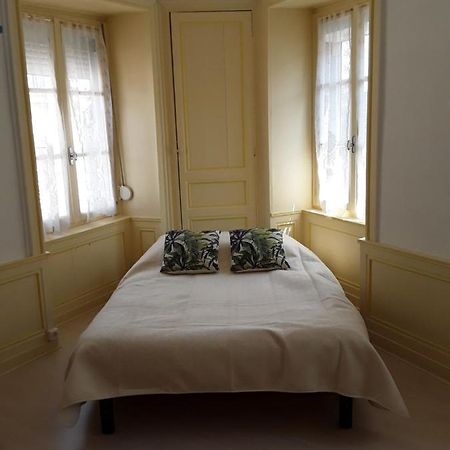Les 3 Couronnes Granville Exterior foto